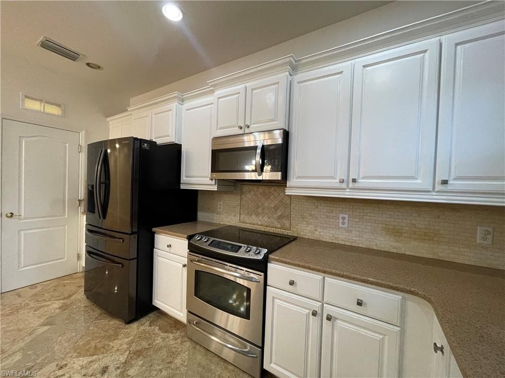 4361 Lazio WAY 903-10