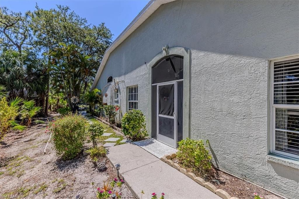 5205 Whitten DR-21