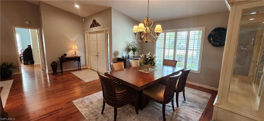 1417 Foxfire LN-1