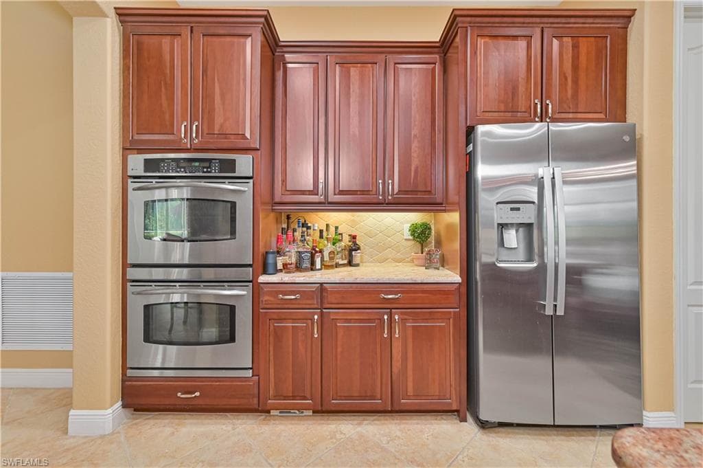 13900 Binghampton DR-29