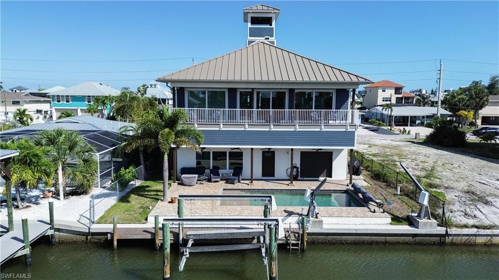 189 Curlew ST-12