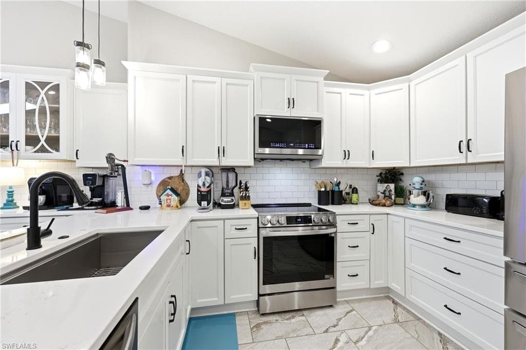 6104 Waterway Bay DR-8