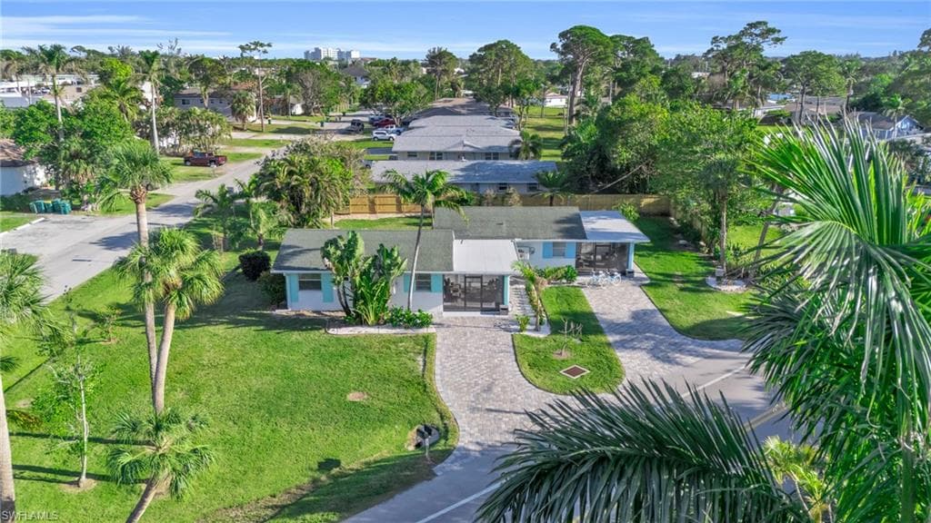 2134 Palm ST-23