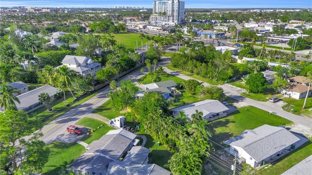 2134 Palm ST-33