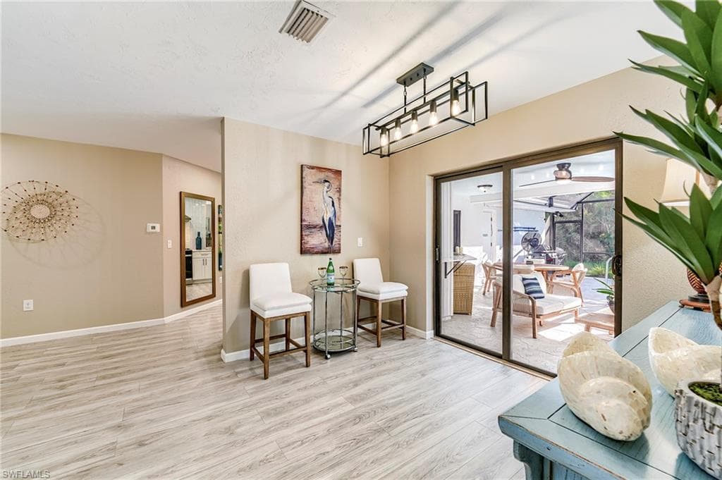 14958 Bonaire CIR-18