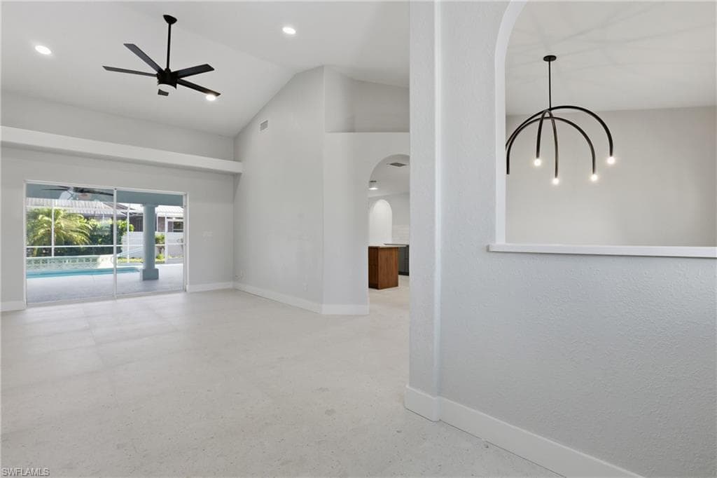 627 SW 56th ST-16