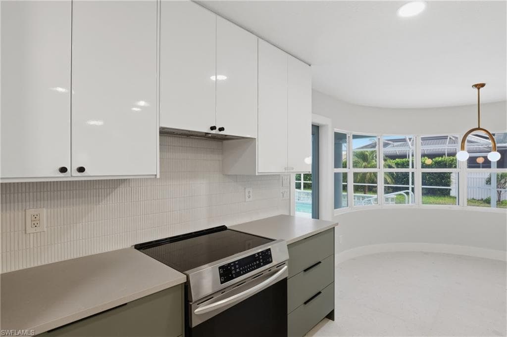 627 SW 56th ST-8