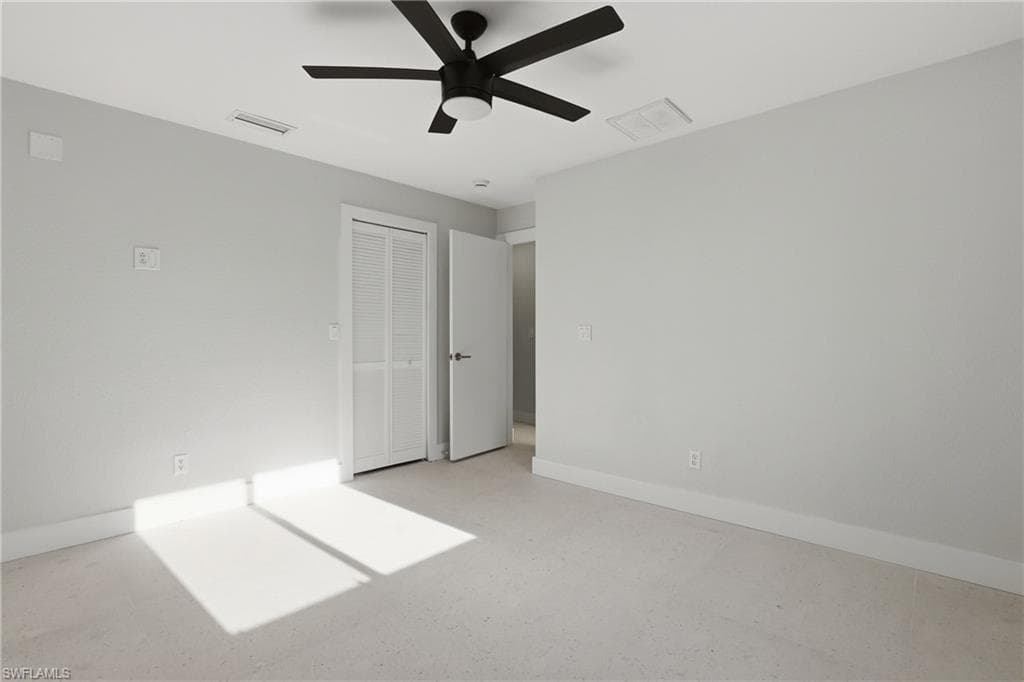 627 SW 56th ST-29