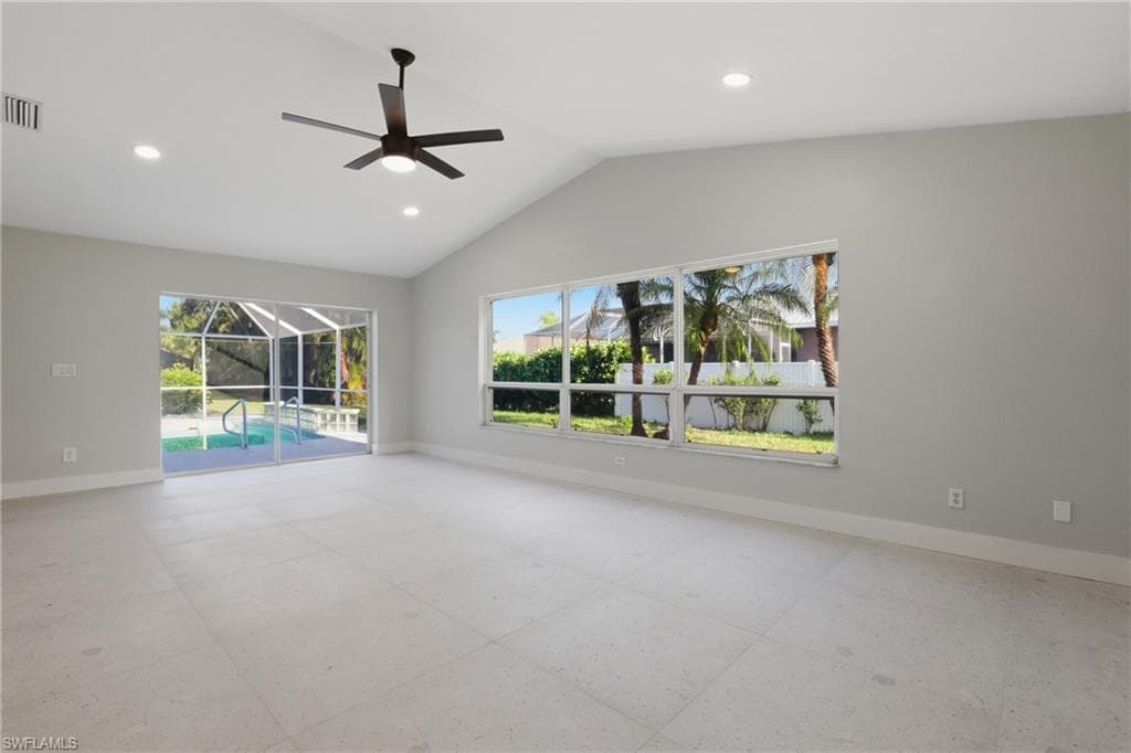 627 SW 56th ST-18