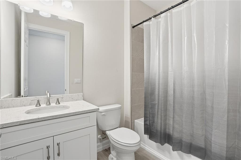 28223 Captiva Shell LOOP-16