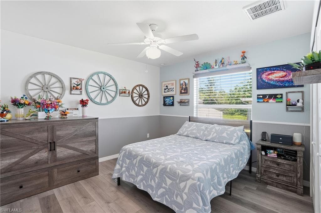 448 Glengary CIR-19