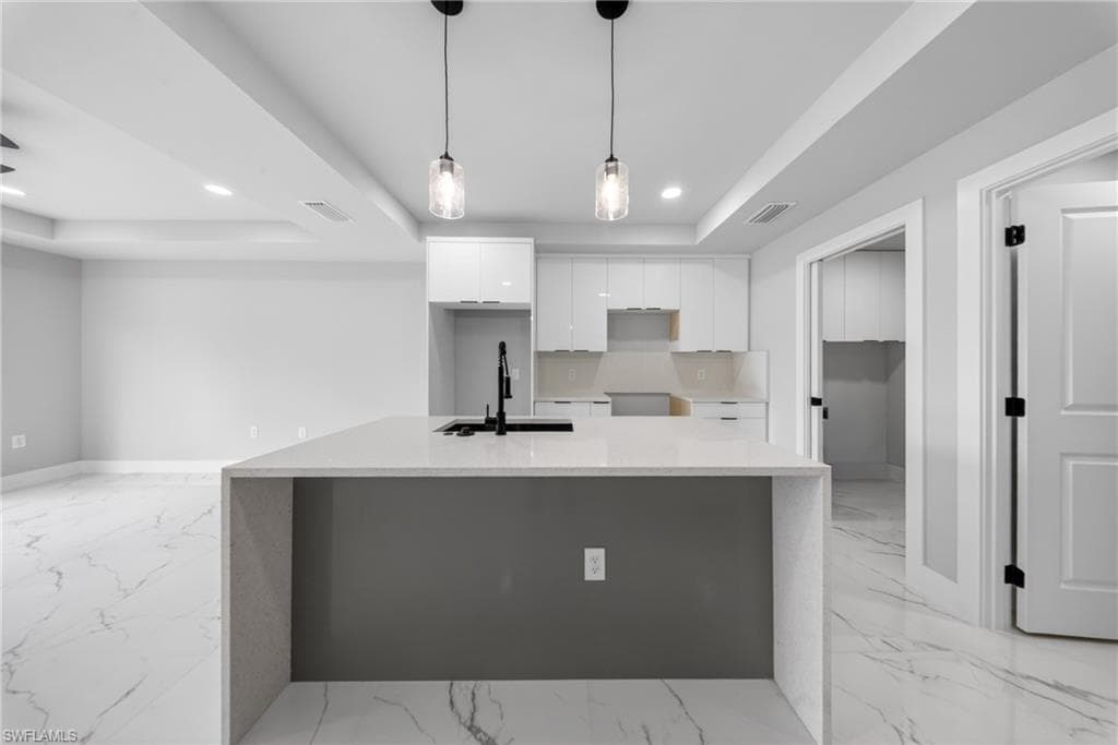 1001 E 12th ST-14