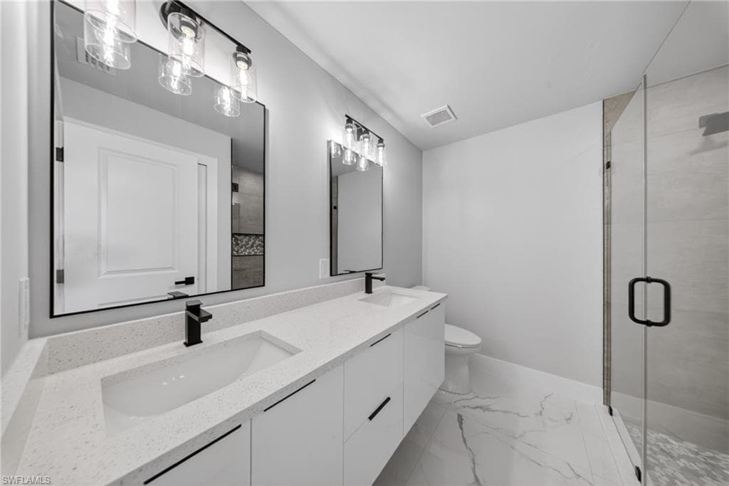 1001 E 12th ST-20