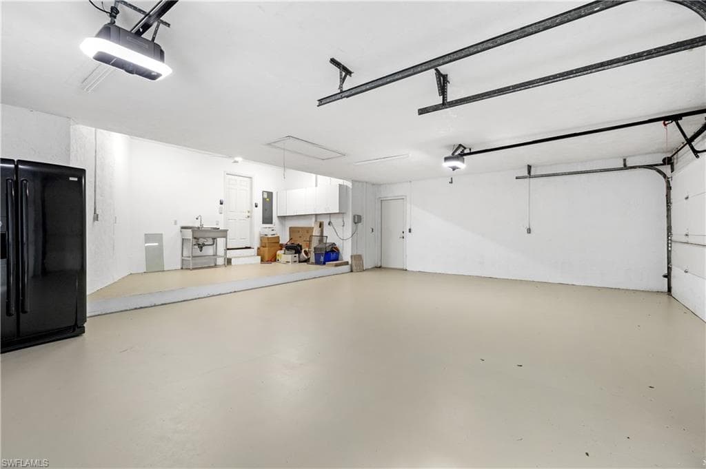 12331 Oak Brook CT-29