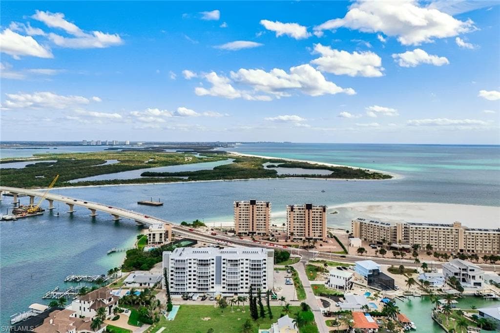 8402 Estero BLVD 601-32