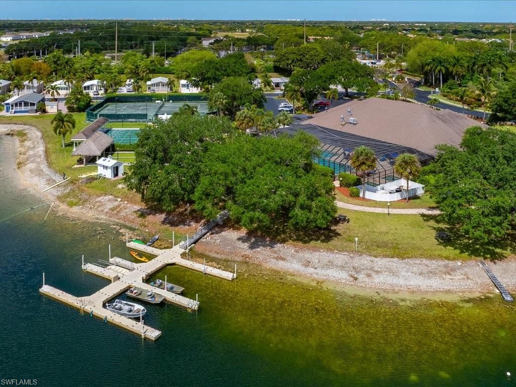 1022 Crystal Lake DR-4