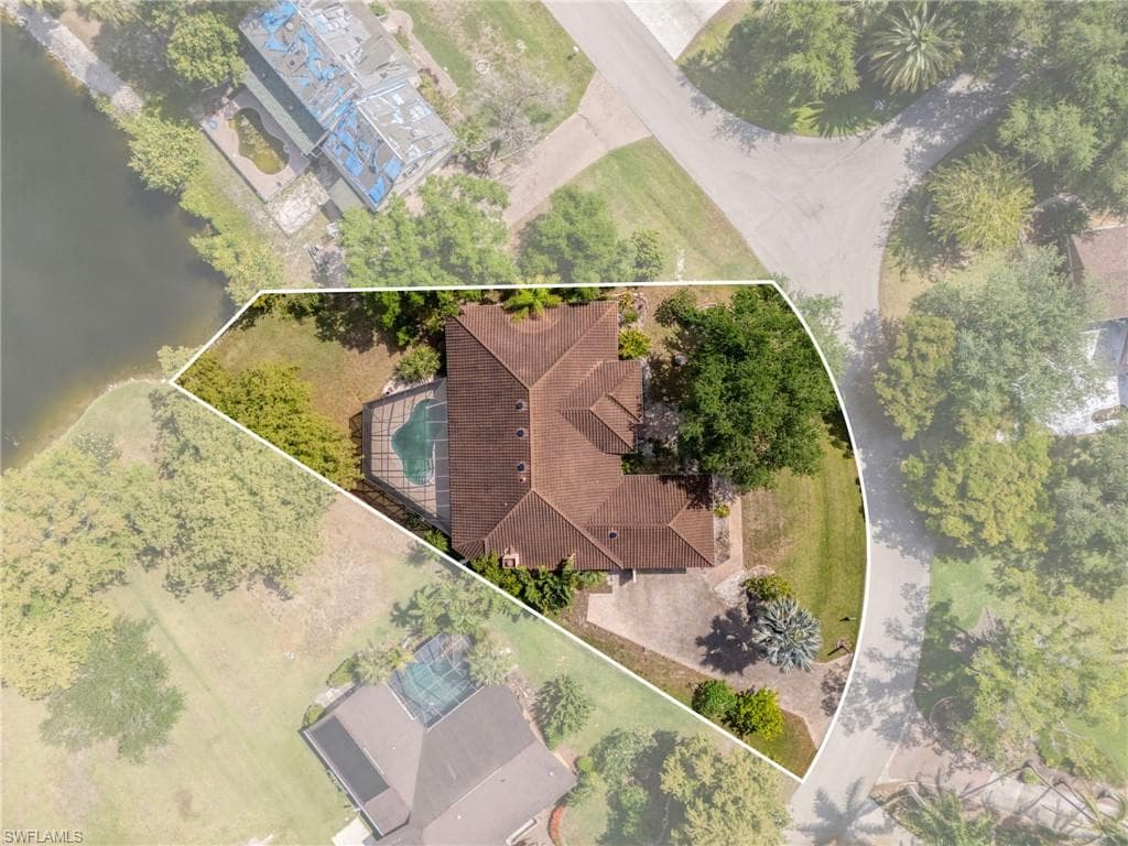 7214 Hendry Creek DR-1
