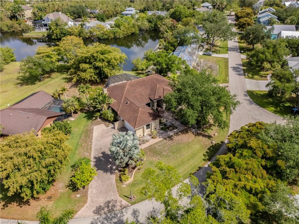 7214 Hendry Creek DR-41