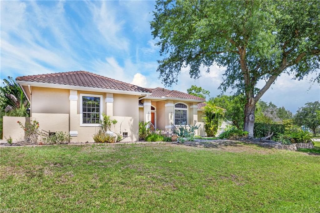 7214 Hendry Creek DR-44