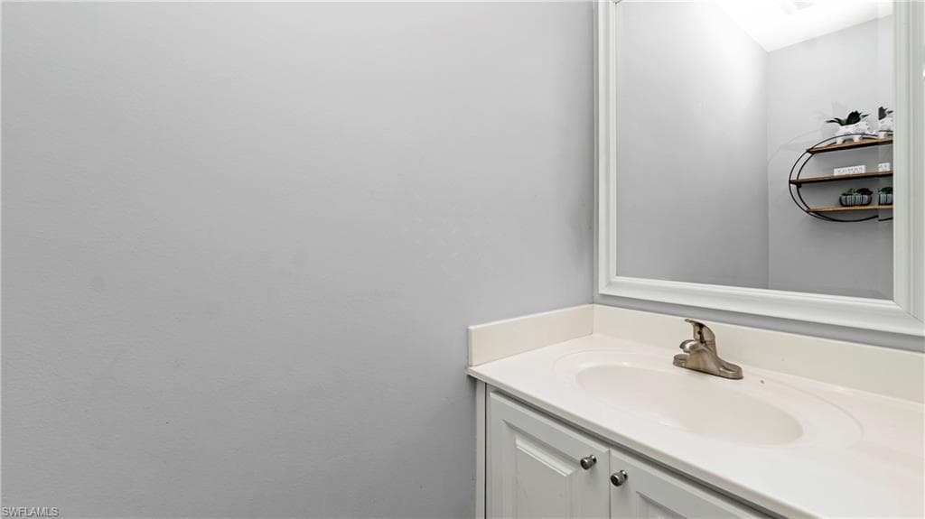 5766 Cove CIR 24-15