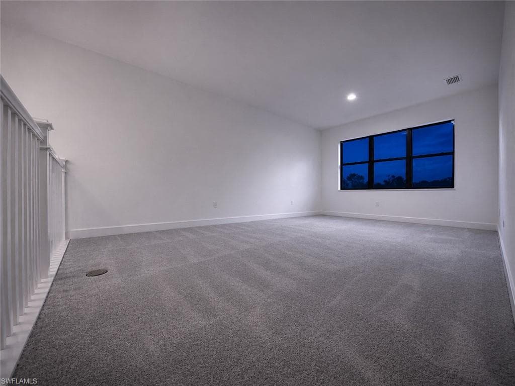 12236 Red Pine PL-18