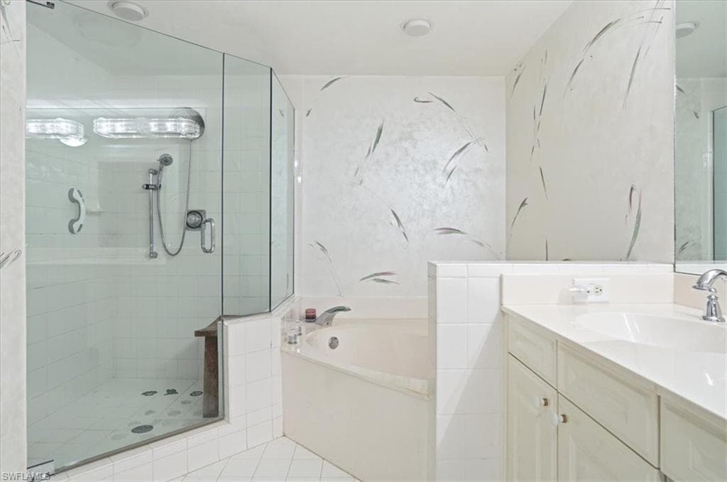 980 Cape Marco DR 1404-21