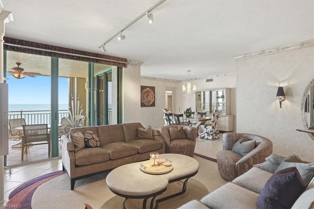980 Cape Marco DR 1404-8