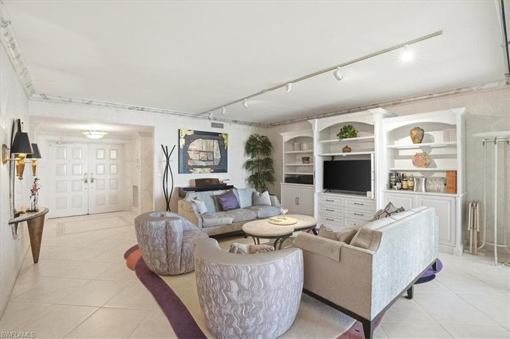 980 Cape Marco DR 1404-7