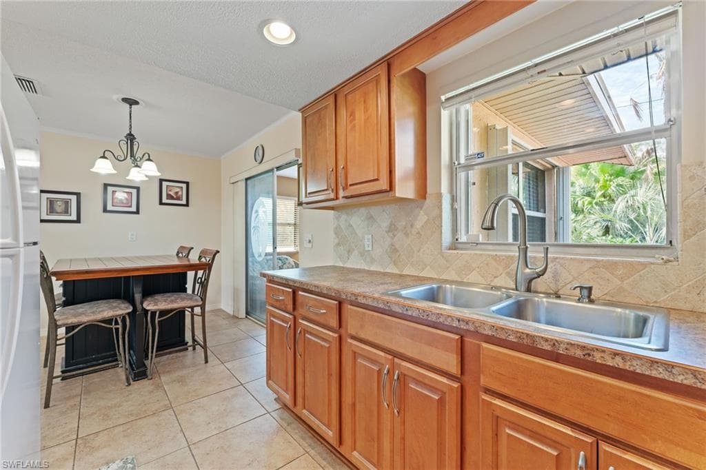 256 Cumquat RD NW-14