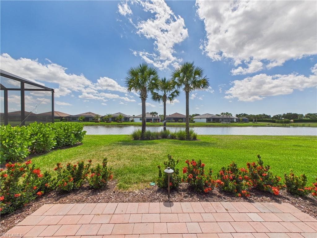 5613 Celebration DR-32