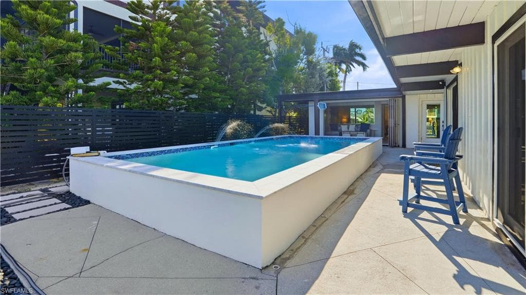 239 Curlew ST-32