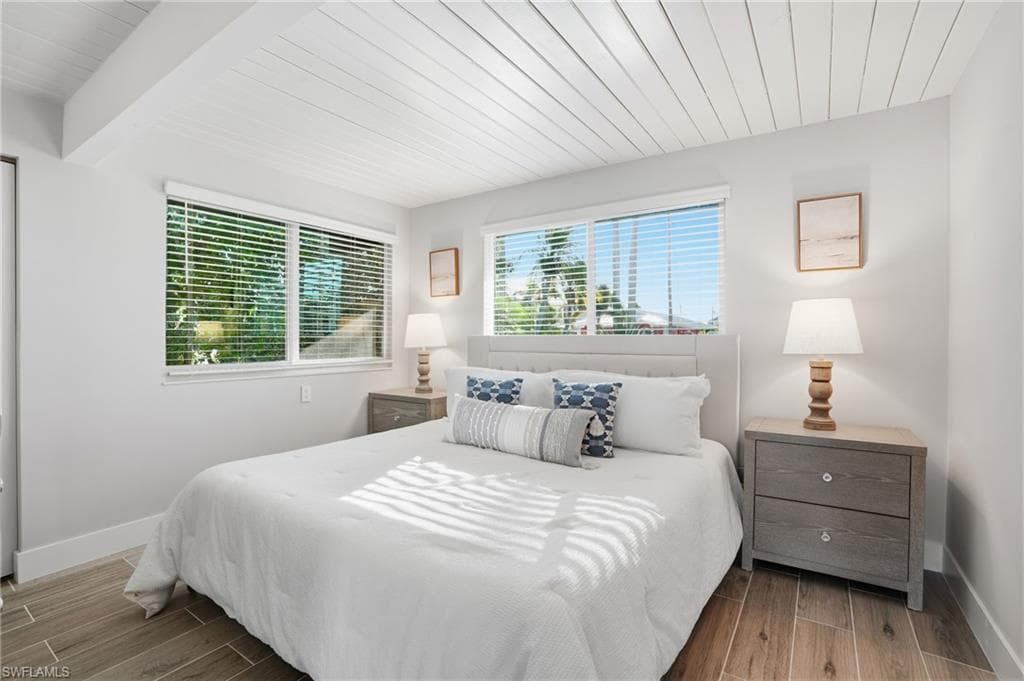 239 Curlew ST-18