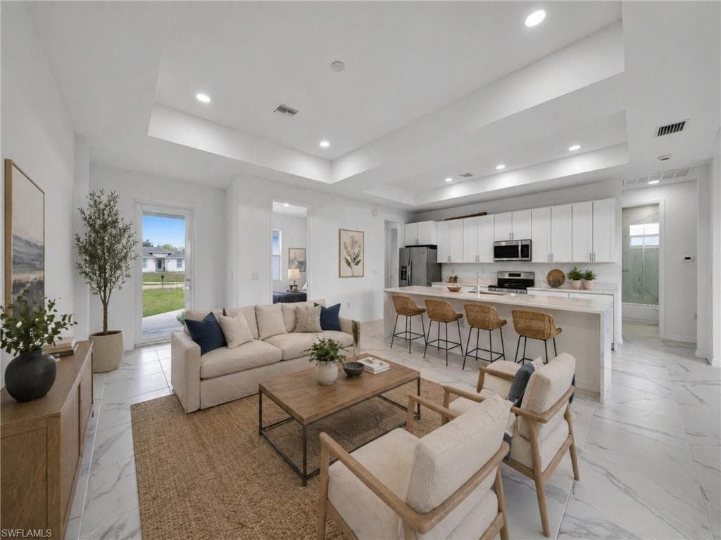 2515 Sunniland BLVD-5