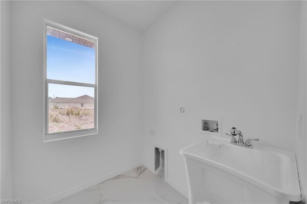 2515 Sunniland BLVD-33