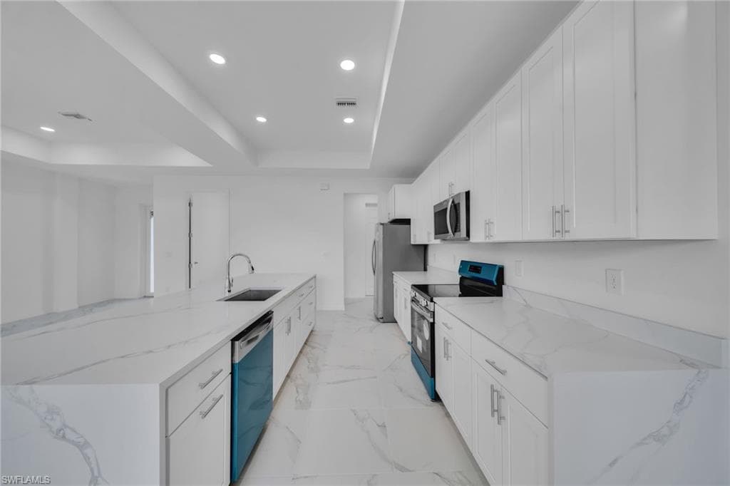 2515 Sunniland BLVD-9