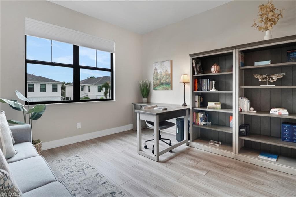 12973 Pembroke DR-21