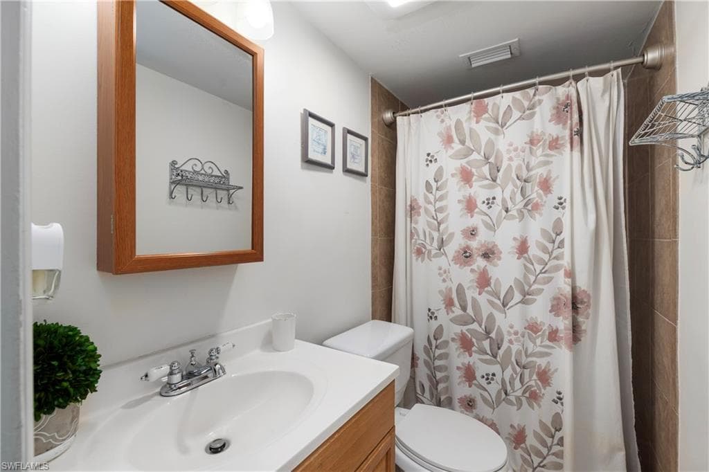 12620 Kenwood LN C-10