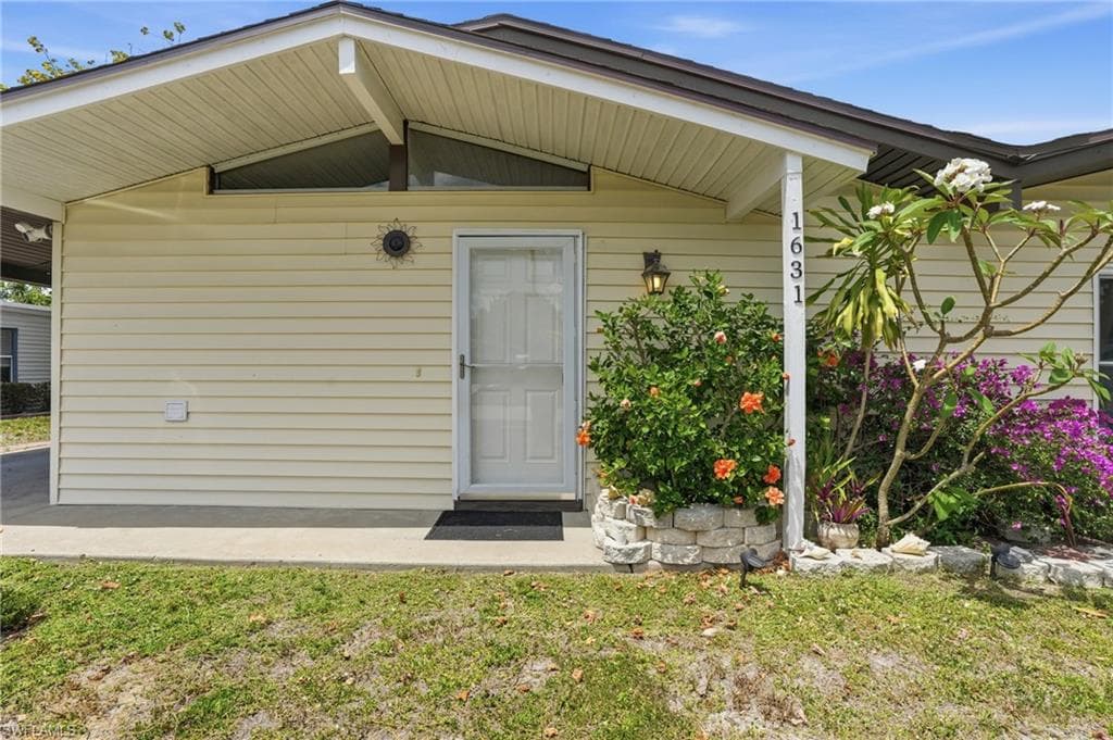 1631 North DR-1