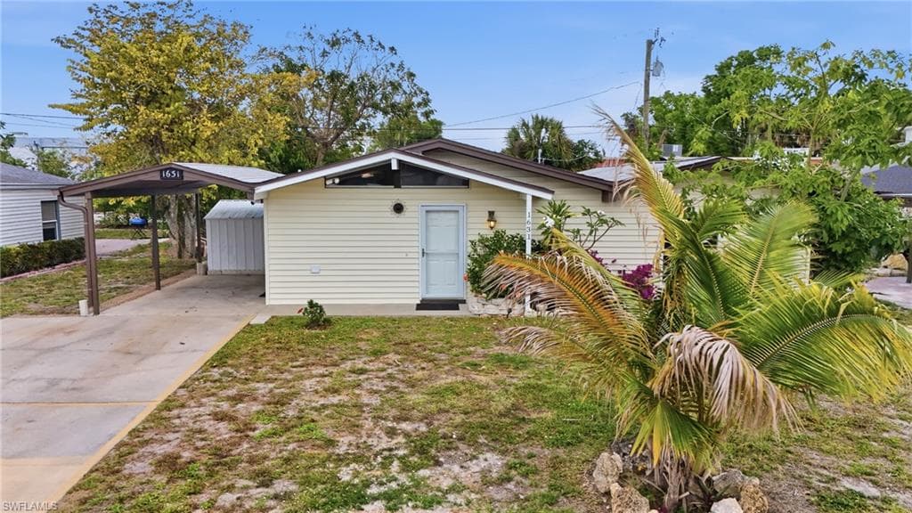 1631 North DR-42