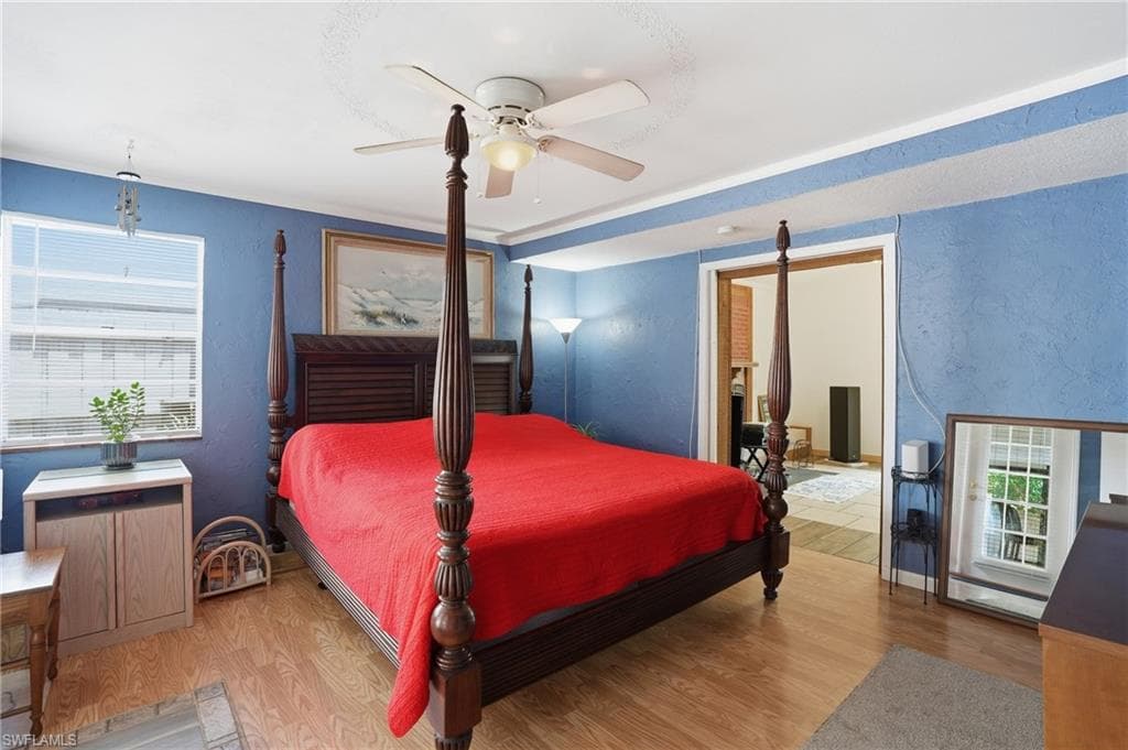 1631 North DR-21
