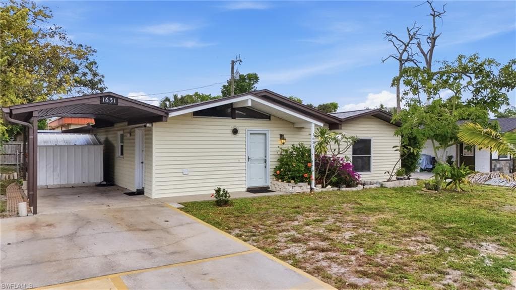 1631 North DR-4