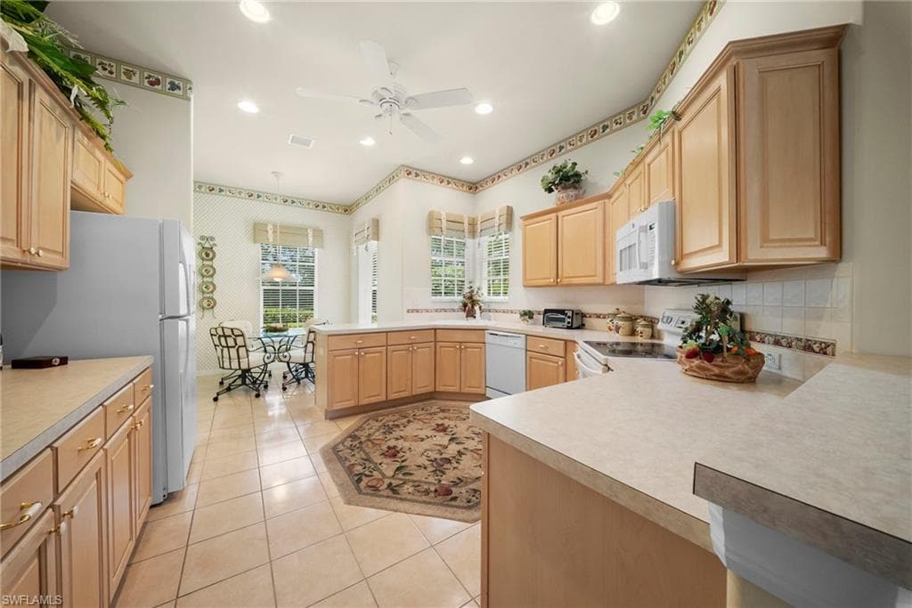 487 Preswick LN-12