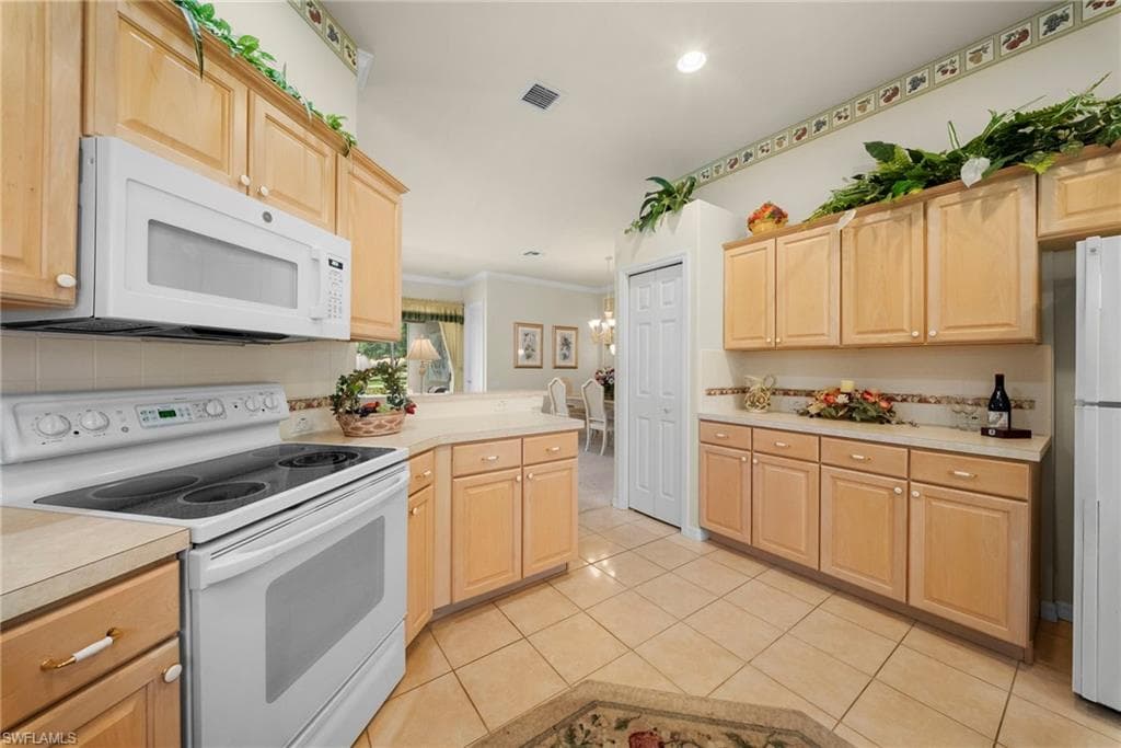 487 Preswick LN-14