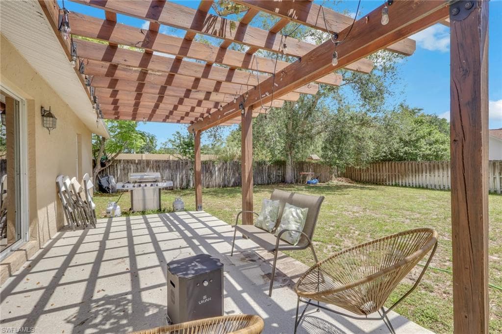 3300 Valencia DR-20