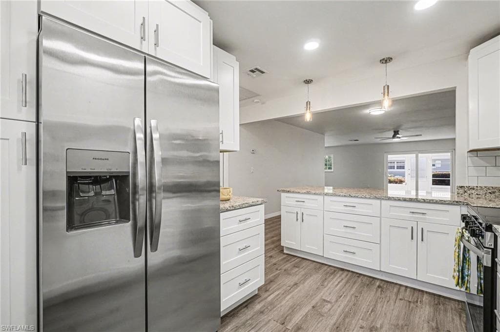 1382 Myerlee Country Club BLVD-6