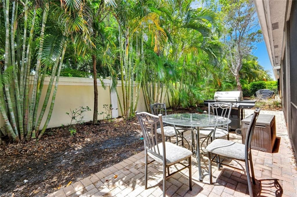 13423 Silktail DR-16