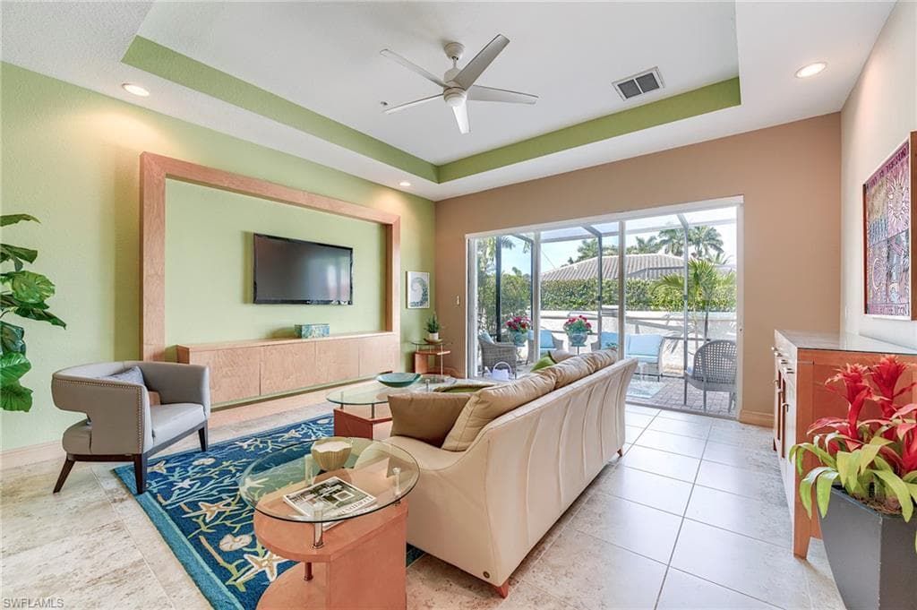 15088 Stella Del Mar LN-2