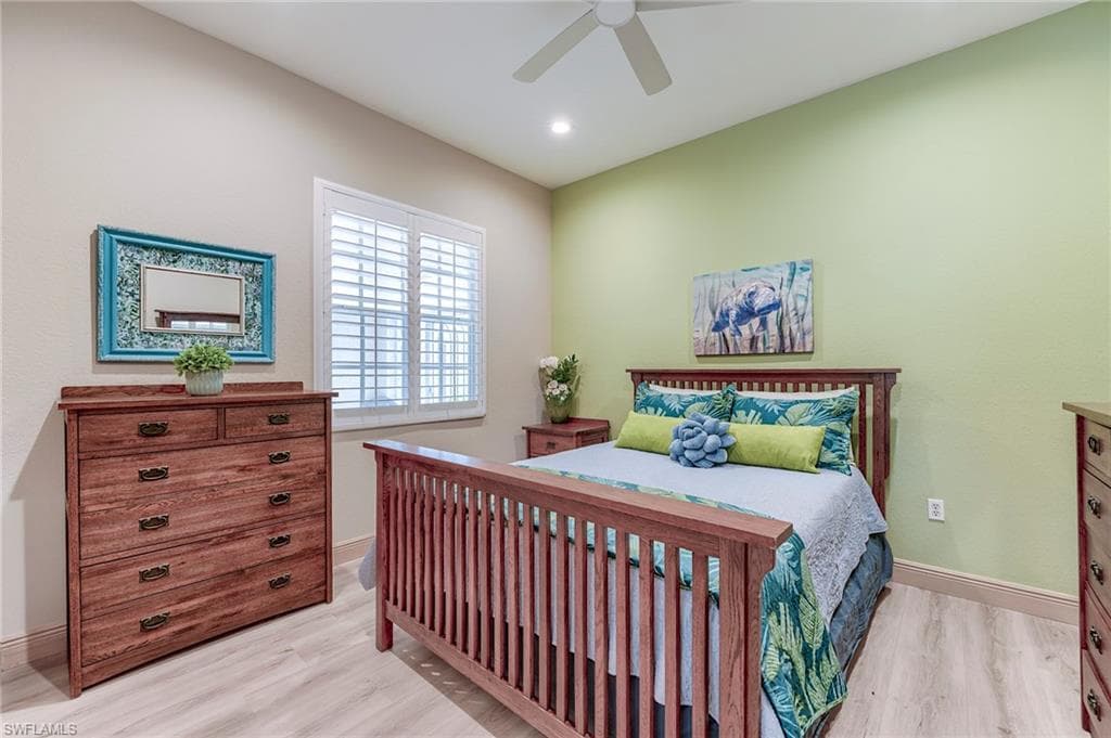 15088 Stella Del Mar LN-18