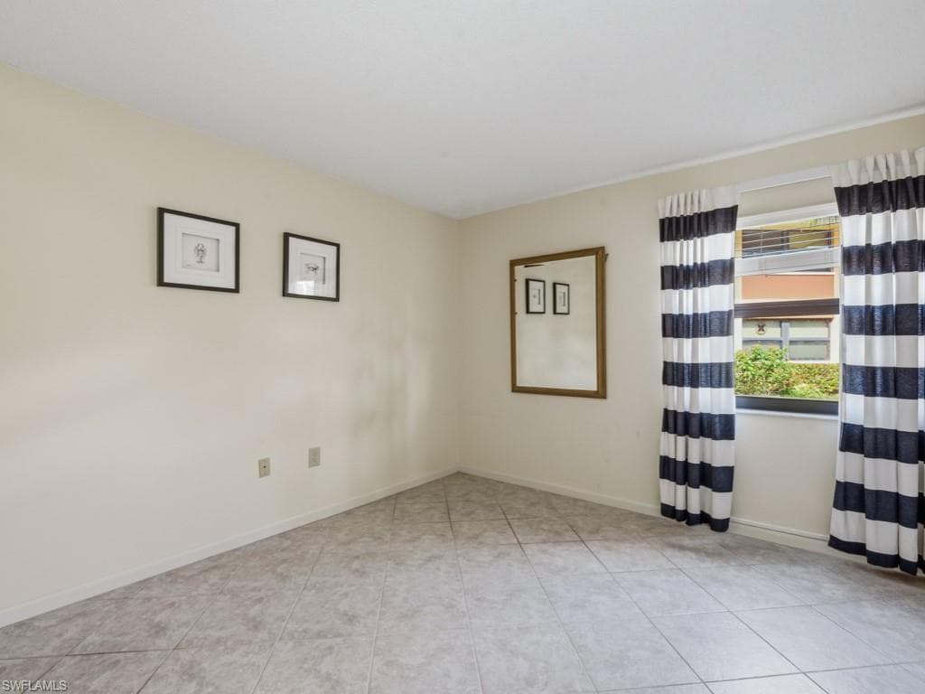 1512 Mainsail DR 5-9