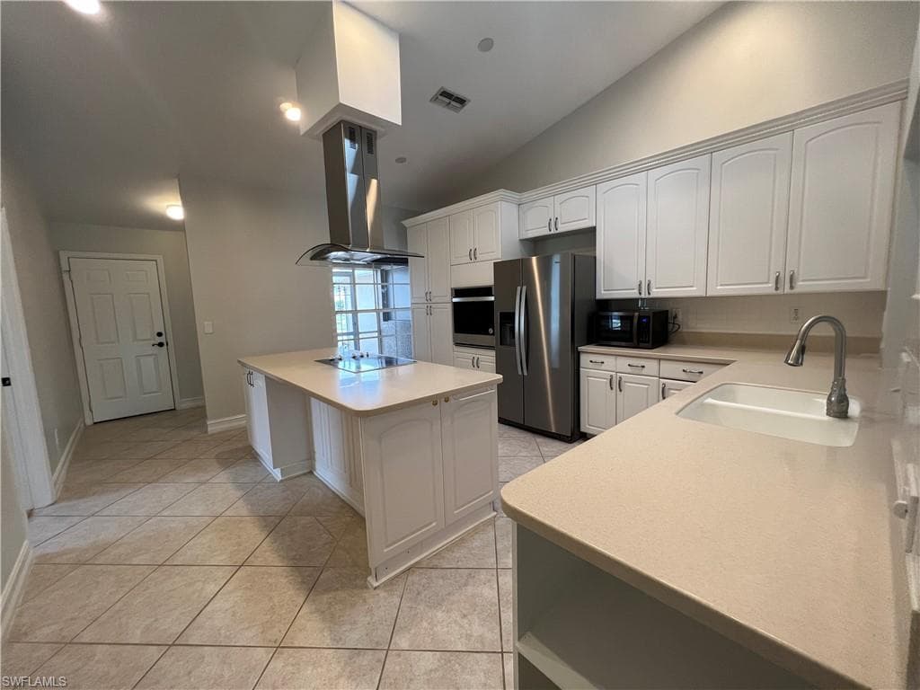 108 Tanglewood CT 131-1-4